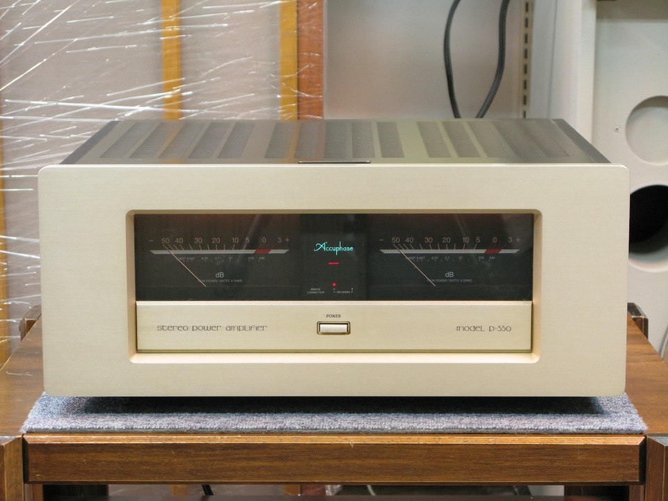 מגבר הספק Accuphase P550